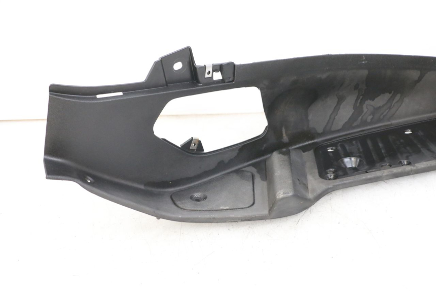 photo de RIGHT FOOTREST PIAGGIO XEVO - X EVO 125 (2007 - 2016)