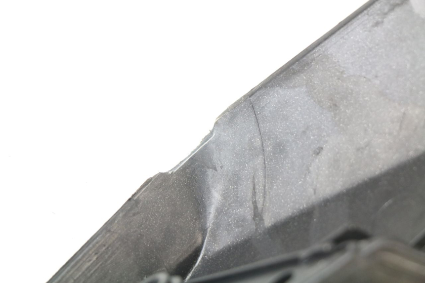 photo de RIGHT FLOOR PANEL PEUGEOT SATELIS COMPRESSOR K15 125 (2006 - 2009)