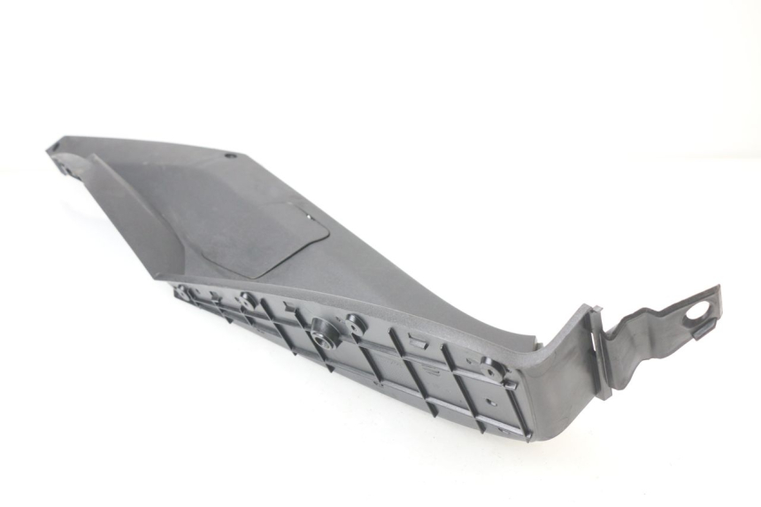 photo de RIGHT FLOOR PANEL PEUGEOT SATELIS COMPRESSOR K15 125 (2006 - 2009)