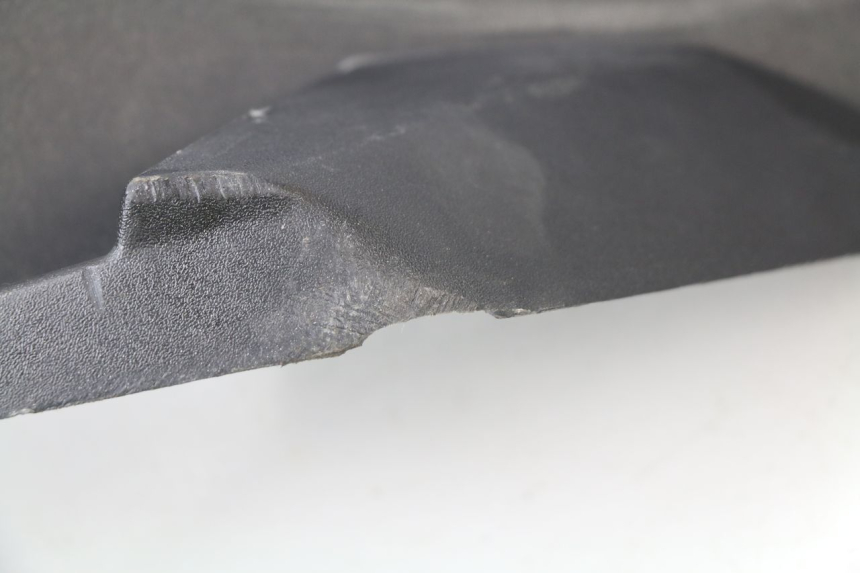 photo de RIGHT FLOOR PANEL PEUGEOT SATELIS COMPRESSOR K15 125 (2006 - 2009)