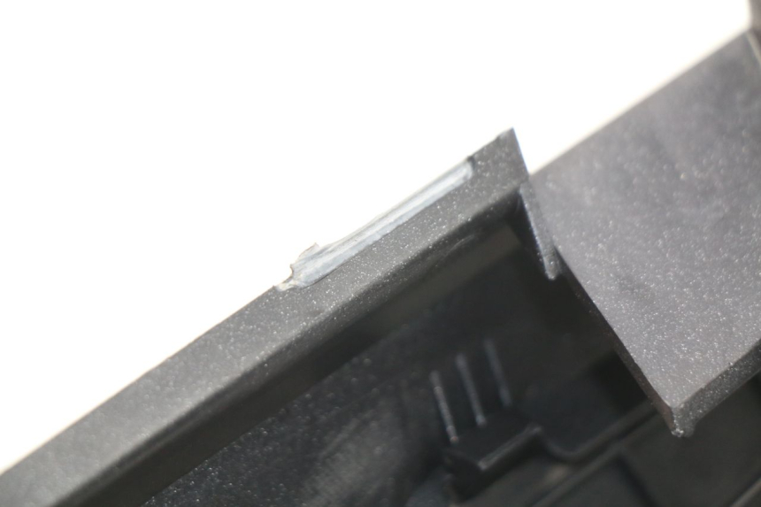 photo de RIGHT FLOOR PANEL PEUGEOT SATELIS 300 (2012 - 2015)
