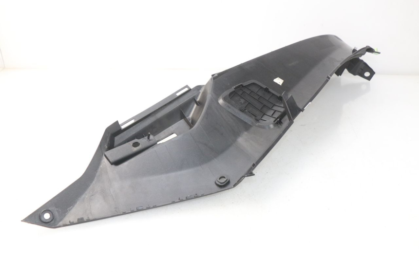 photo de RIGHT FLOOR PANEL PEUGEOT SATELIS 300 (2012 - 2015)