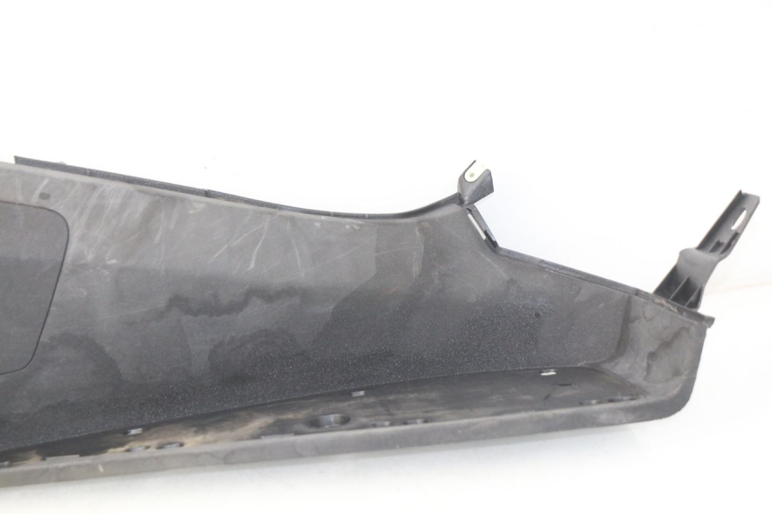 photo de RIGHT FLOOR PANEL PEUGEOT SATELIS 300 (2012 - 2015)