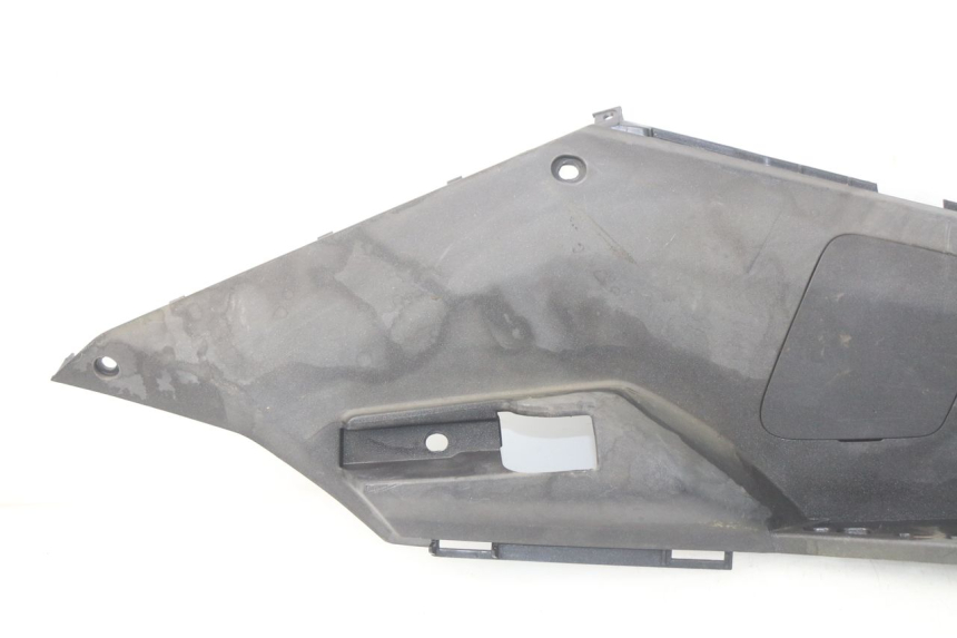 photo de RIGHT FLOOR PANEL PEUGEOT SATELIS 300 (2012 - 2015)