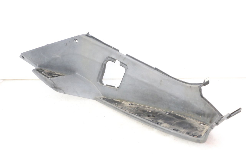 photo de RIGHT FLOOR PANEL PEUGEOT SATELIS 250 (2006 - 2012)