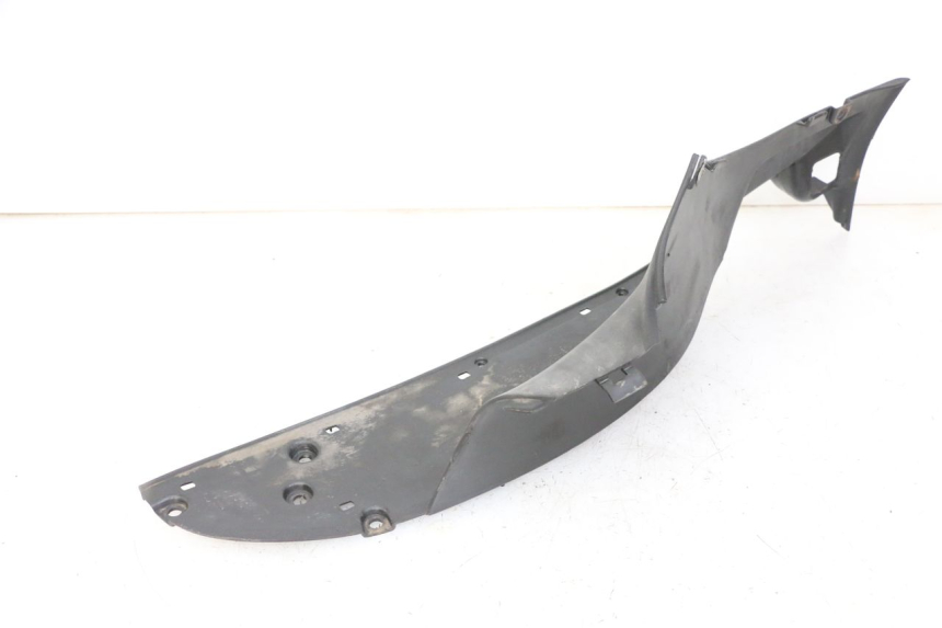 photo de RIGHT FLOOR PANEL APRILIA SCARABEO GT TOURING 125 (1999 - 2005)