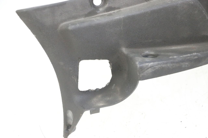 photo de RIGHT FLOOR PANEL APRILIA SCARABEO GT TOURING 125 (1999 - 2005)