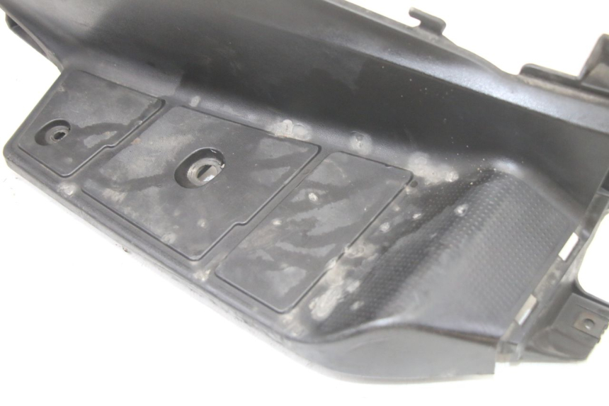 photo de RIGHT FLOOR PANEL SUZUKI BURGMAN 125 (2015 - 2017)