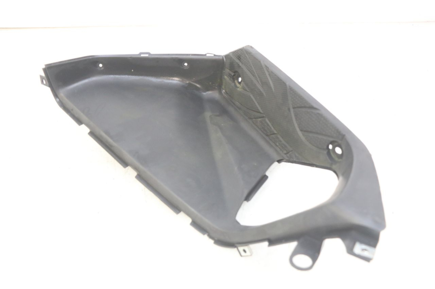 photo de RIGHT FOOTREST HONDA VISION NSC R 50 (2013 - 2015)