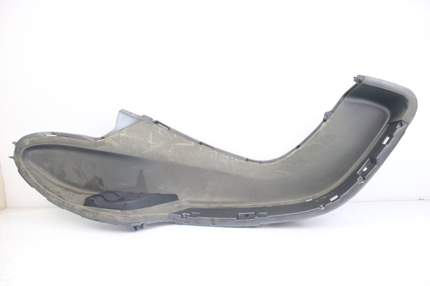 photo de RIGHT FOOTREST PIAGGIO X9 EVOLUTION 125 (2003 - 2007)