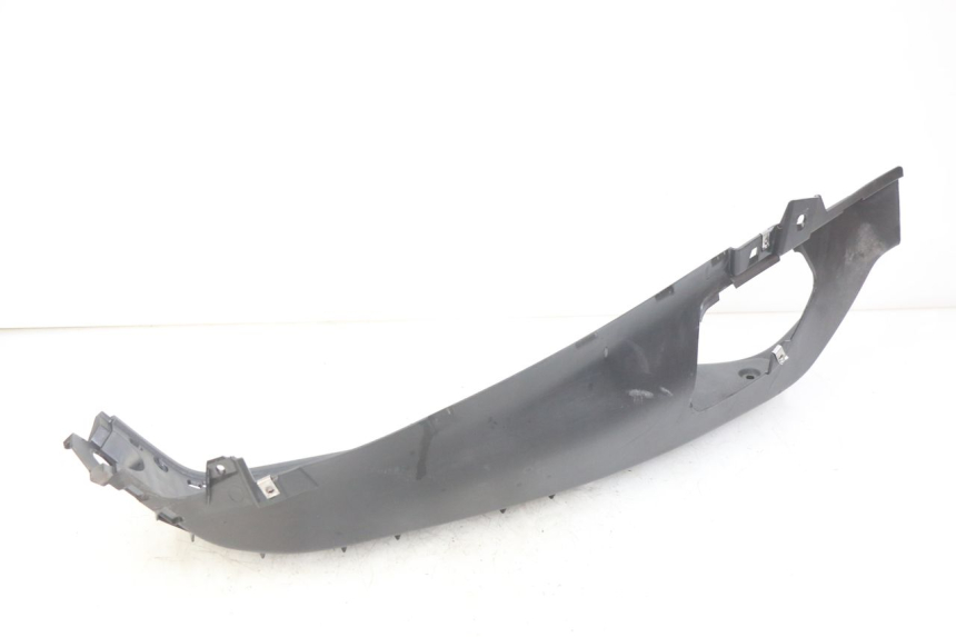 photo de RIGHT FOOTREST PIAGGIO XEVO - X EVO 125 (2007 - 2016)