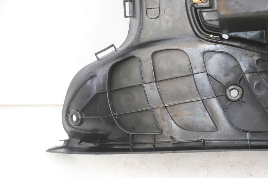 photo de FOOTREST PEUGEOT ELYSEO 125 (1999 - 2004)