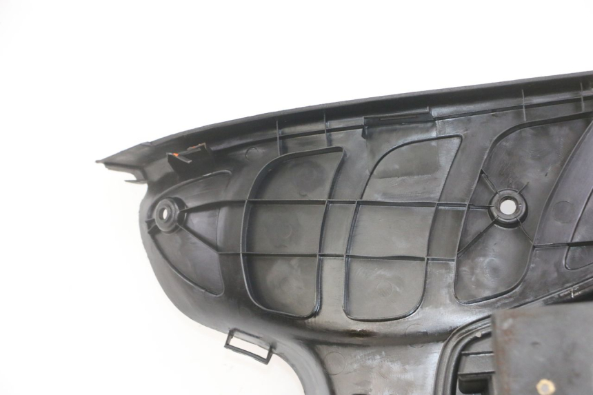 photo de FOOTREST PEUGEOT ELYSEO 125 (1999 - 2004)
