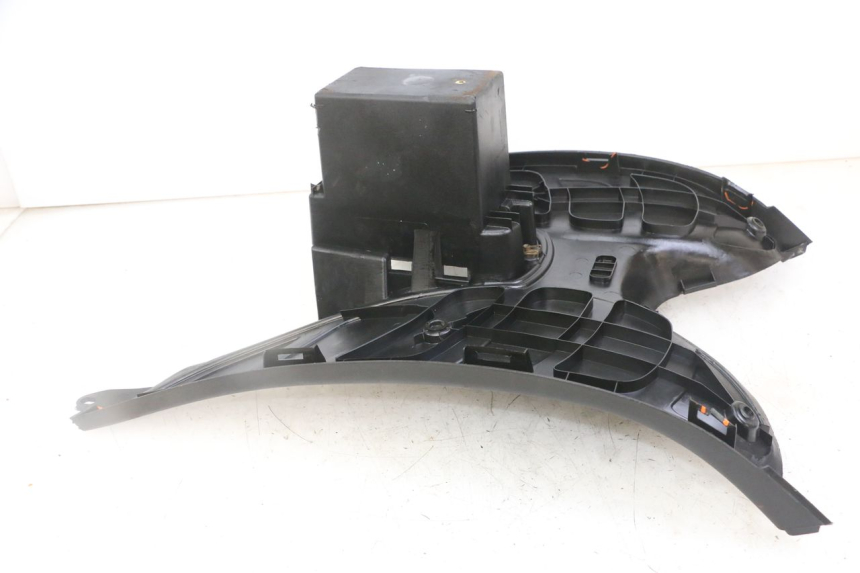 photo de FOOTREST PEUGEOT ELYSEO 125 (1999 - 2004)