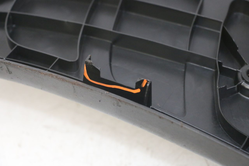 photo de FOOTREST PEUGEOT ELYSEO 125 (1999 - 2004)