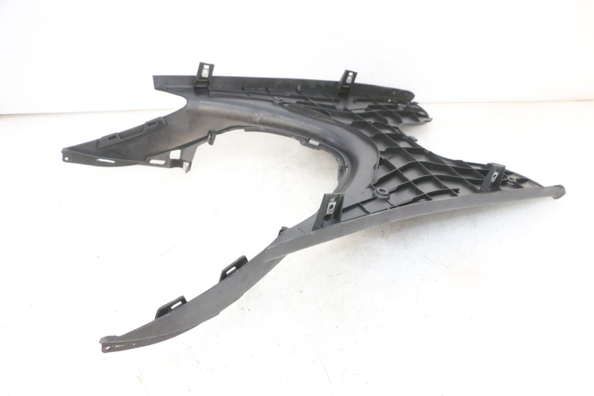 photo de FOOTREST PIAGGIO FLY 4T 50 (2013 - 2017) - Zoom on usage condition