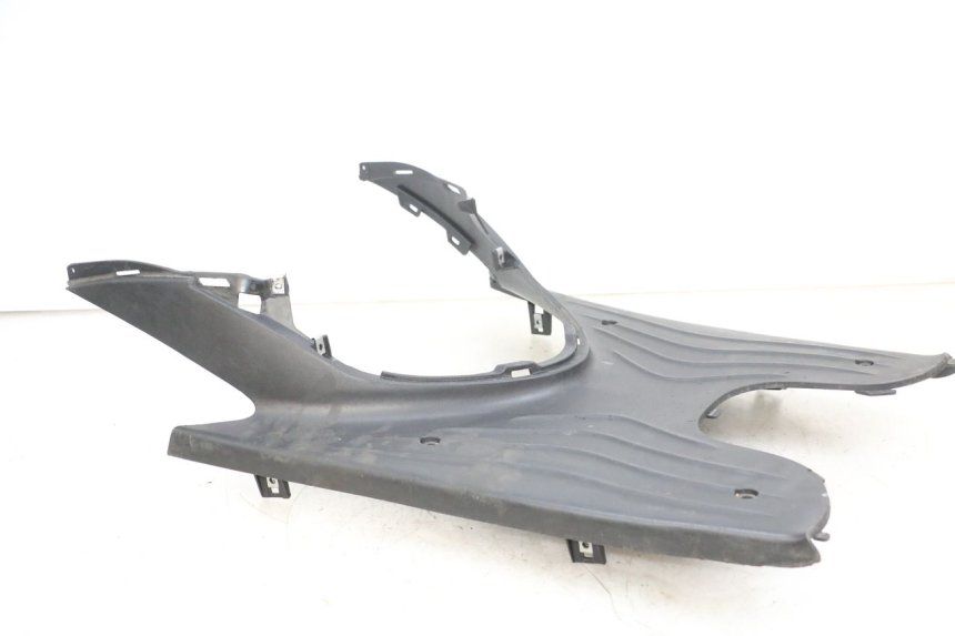 photo de FOOTREST PIAGGIO FLY 4T 50 (2013 - 2017) - Technical close-up