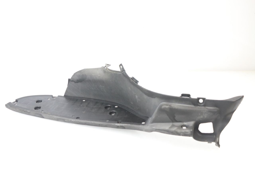 photo de LEFT FLOOR PANEL APRILIA SCARABEO GT 125 (1999 - 2007)