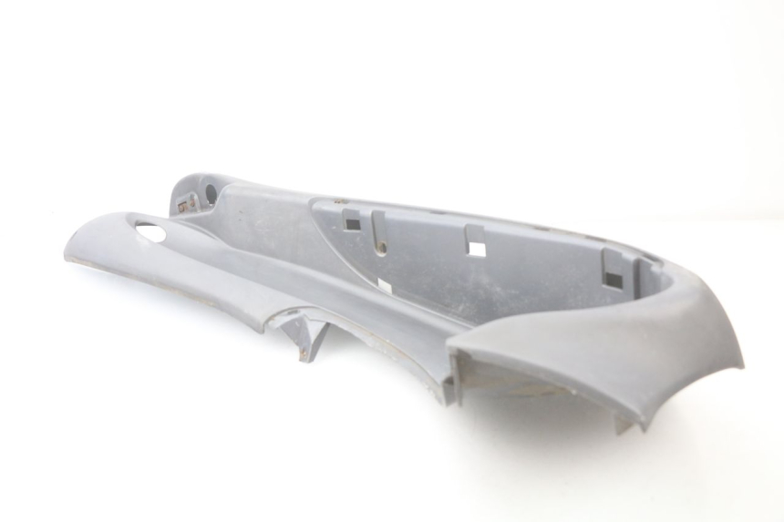 photo de LEFT FLOOR PANEL PIAGGIO BEVERLY 125 (1998 - 2005)