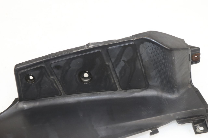 photo de LEFT FOOTREST SUZUKI BURGMAN 125 (2007 - 2014)