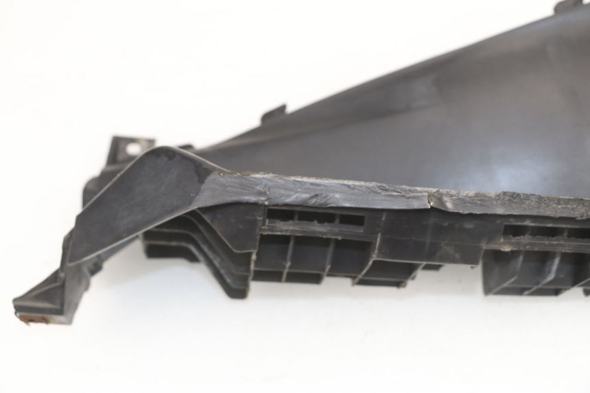 photo de LEFT FOOTREST SUZUKI BURGMAN 125 (2007 - 2014)