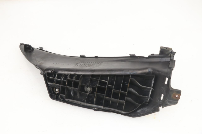photo de LEFT FOOTREST SUZUKI BURGMAN 125 (2007 - 2014)