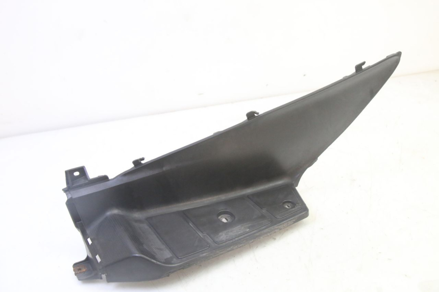 photo de LEFT FOOTREST SUZUKI BURGMAN 125 (2007 - 2014)