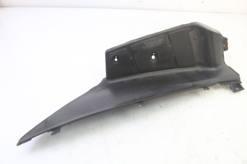 photo de LEFT FOOTREST SUZUKI BURGMAN 125 (2007 - 2014)
