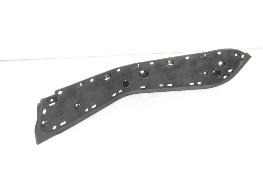 photo de LEFT FOOTPEG SUZUKI BURGMAN 650 (2013 - 2020)