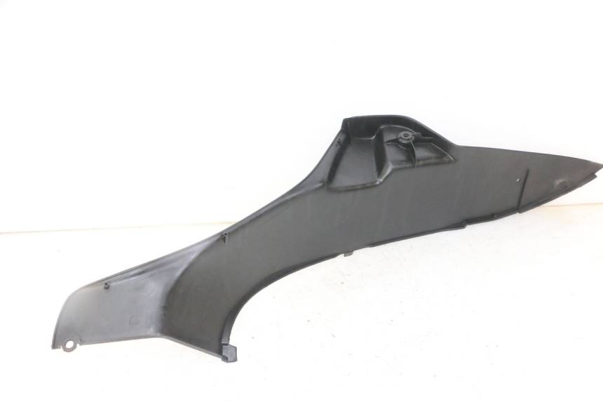 photo de LEFT FLOOR PANEL PEUGEOT ELYSEO 125 (1999 - 2004)