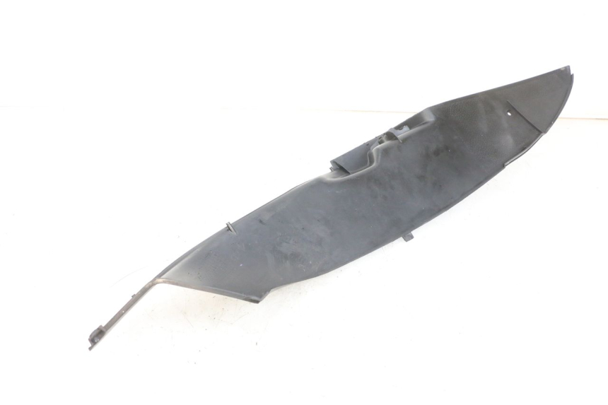 photo de LEFT FLOOR PANEL PEUGEOT ELYSEO 125 (1999 - 2004) - Zoom on usage condition