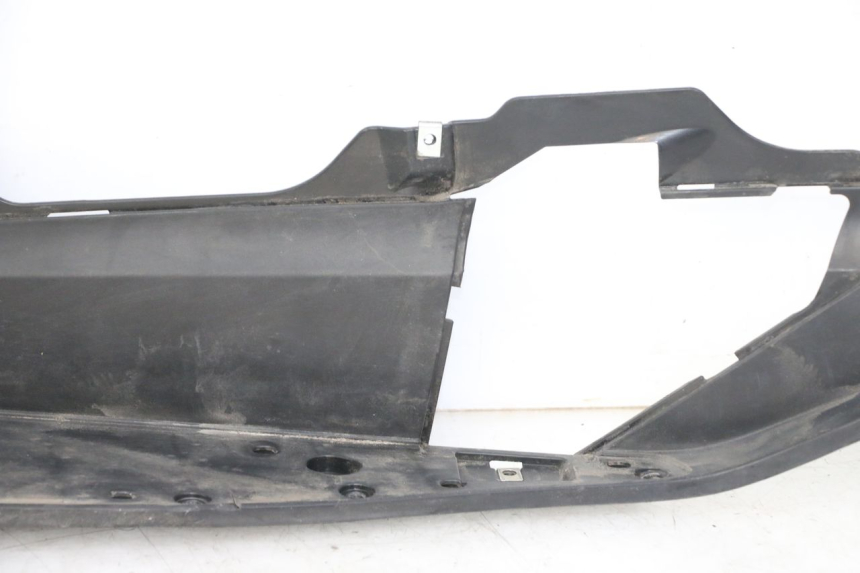 photo de LEFT FLOOR PANEL HONDA FORZA ABS 300 (2013 - 2019)