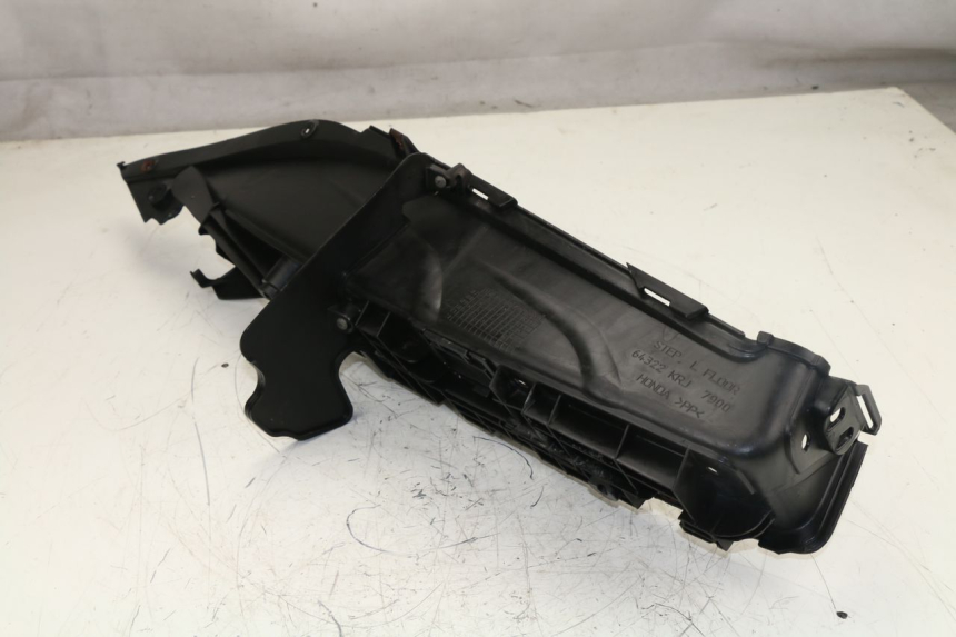 photo de LEFT FLOOR PANEL HONDA FES S-WING SWING 125 (2007 - 2015)