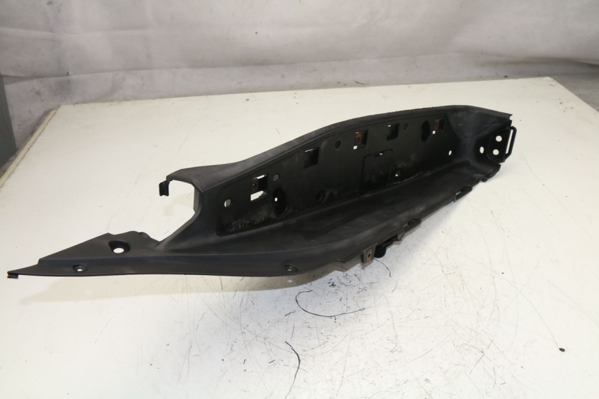 photo de LEFT FLOOR PANEL HONDA FES S-WING SWING 125 (2007 - 2015)