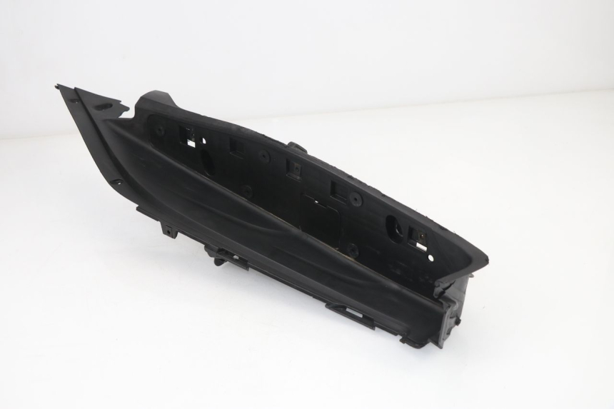 photo de LEFT FLOOR PANEL HONDA FES S-WING SWING 125 (2007 - 2015)