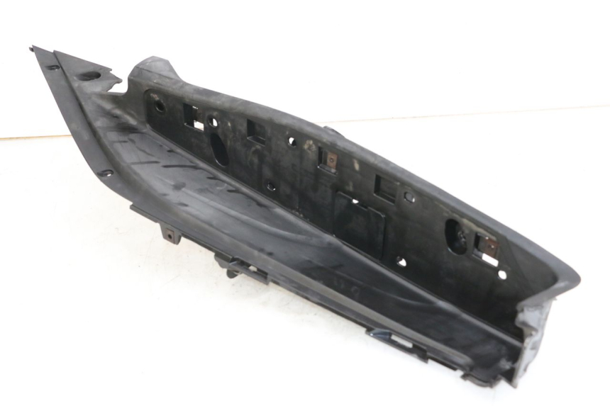 photo de LEFT FOOTREST HONDA FES S-WING SWING ABS 125 (2007 - 2015)