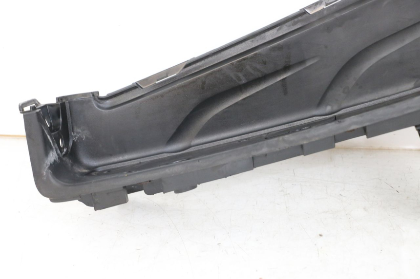 photo de LEFT FOOTREST HONDA FES S-WING SWING ABS 125 (2007 - 2015)