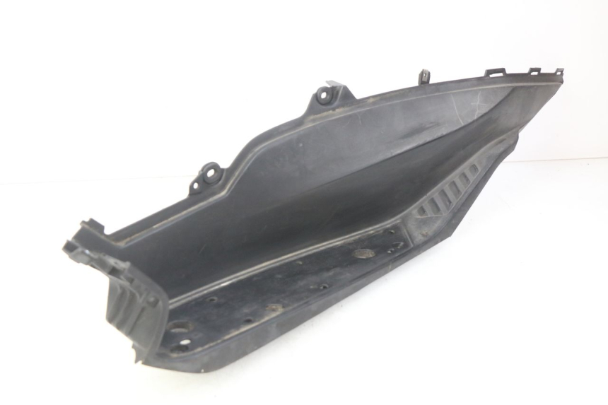 photo de LEFT FOOTREST HONDA FORZA 125 (2015 - 2016)