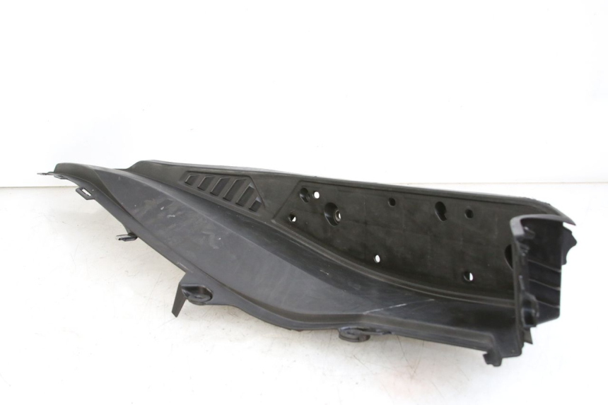 photo de LEFT FOOTREST HONDA FORZA 125 (2015 - 2016)