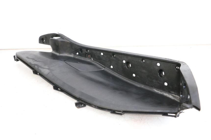 photo de LEFT FLOOR PANEL HONDA PCX (JF28) 125 (2009 - 2011)