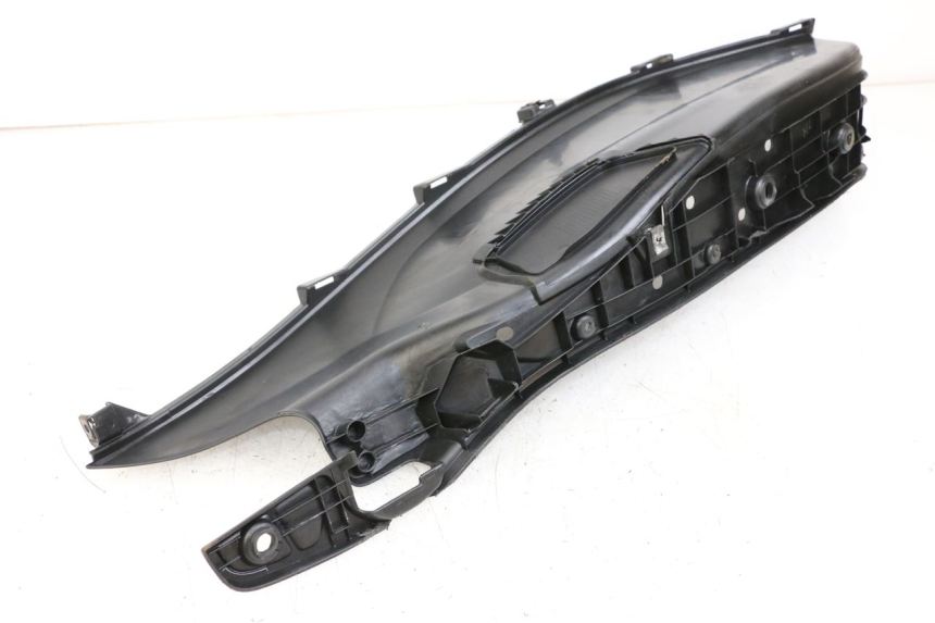 photo de LEFT FOOTREST HONDA PCX (JF47) 125 (2012 - 2013)