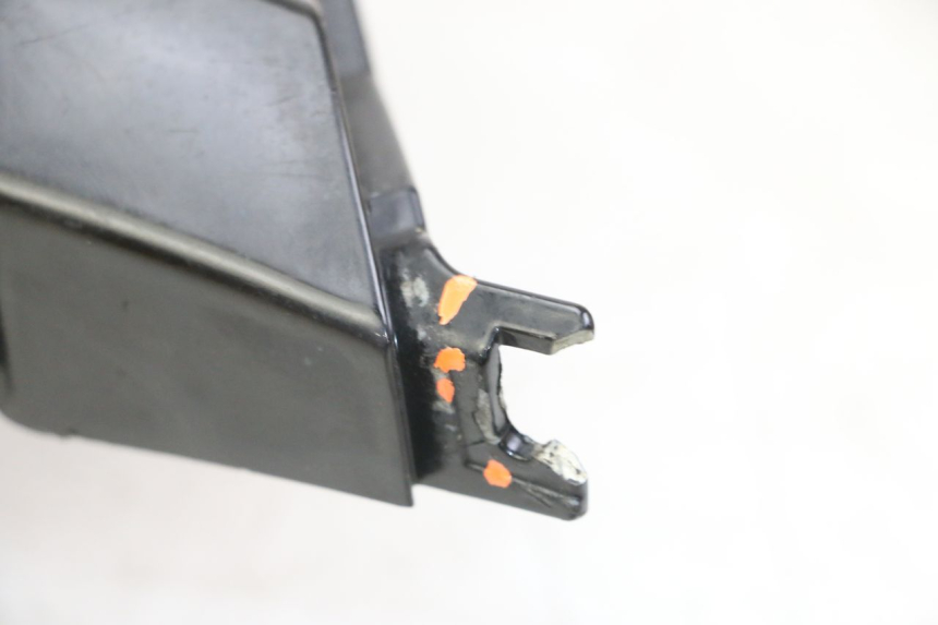 photo de LEFT FLOOR PANEL PIAGGIO IE MP3 YOURBAN 300 (2011 - 2016)