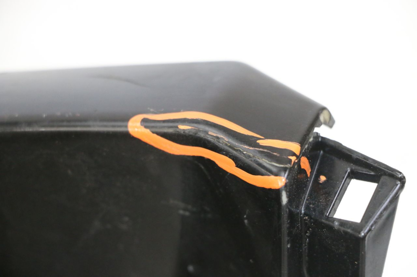 photo de LEFT FLOOR PANEL PIAGGIO IE MP3 YOURBAN 300 (2011 - 2016)