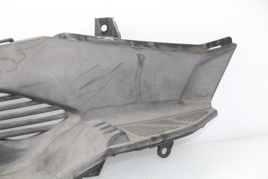 photo de LEFT FOOTREST KYMCO DINK STREET 125 (2009 - 2014)