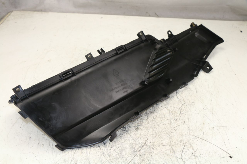 photo de LEFT FLOOR PANEL KYMCO DINK STREET ABS 125 (2011 - 2018)