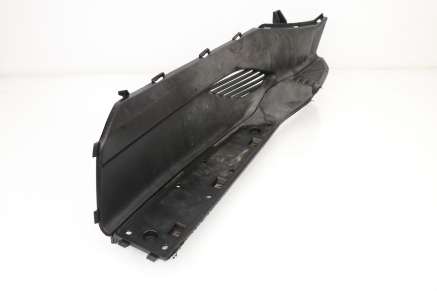 photo de LEFT FLOOR PANEL KYMCO DINK STREET ABS 125 (2011 - 2018)