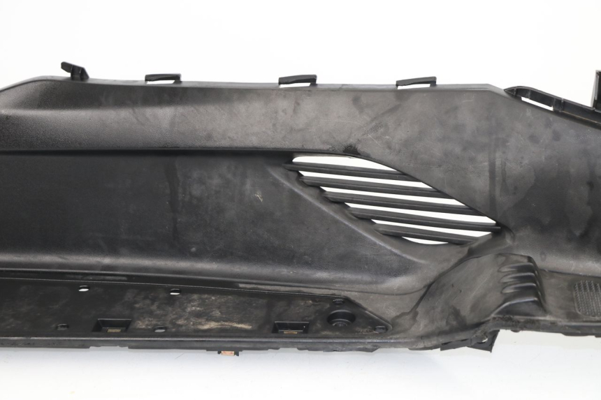 photo de LEFT FLOOR PANEL KYMCO DINK STREET ABS 125 (2011 - 2018)