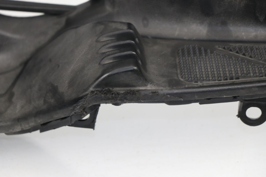 photo de LEFT FLOOR PANEL KYMCO DINK STREET ABS 125 (2011 - 2018)