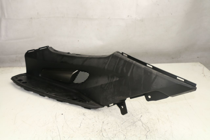 photo de LEFT FLOOR PANEL KYMCO K-XCT 125 (2013 - 2017)