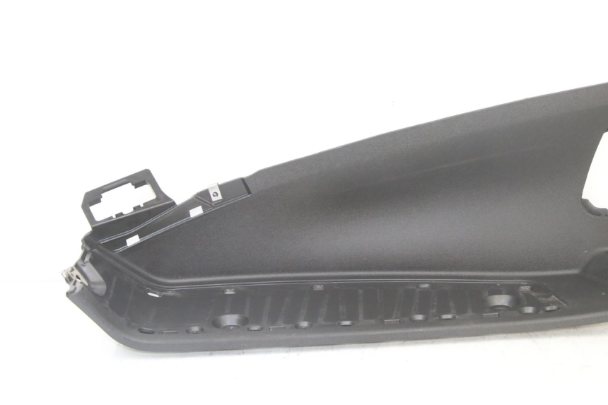 photo de LEFT FOOTREST PIAGGIO MP3 500 (2014 - 2016)